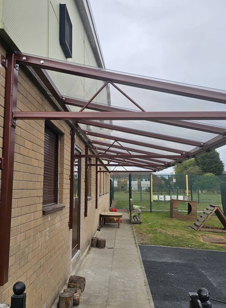 Cantilever canopy, Moss Valley Primary Academy