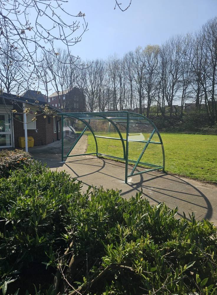 Green curved canopy, Rowley & Tipton Family Hubs