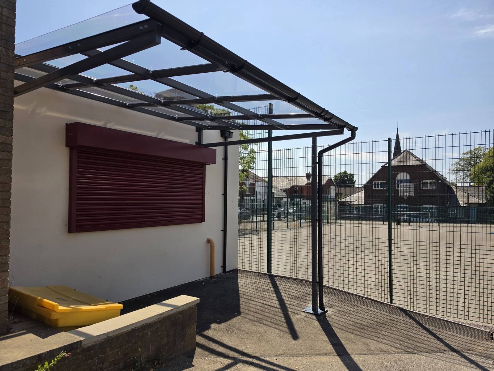Outdoor kitchen and dining canopy, Stockport School