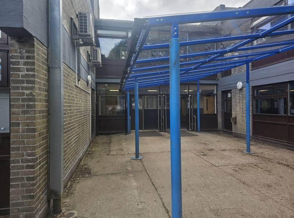 Replacement canopy, Upholland High School